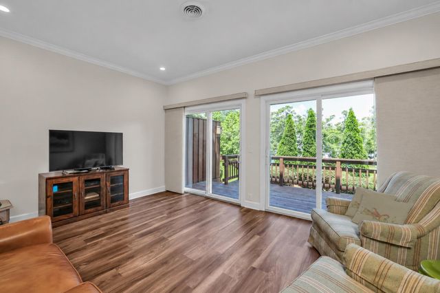 1516 Heritage Landing Drive, Chattanooga, TN 37405