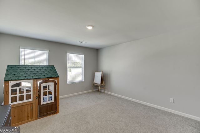 6078 Trumpet Flower Avenue, Flowery Branch, GA 30542