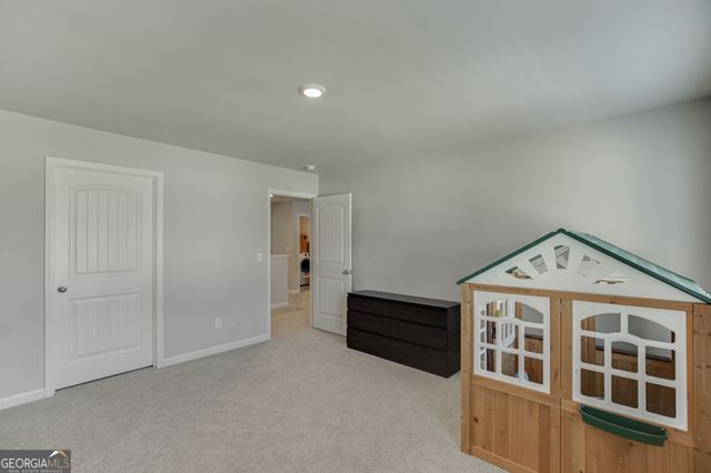 6078 Trumpet Flower Avenue, Flowery Branch, GA 30542