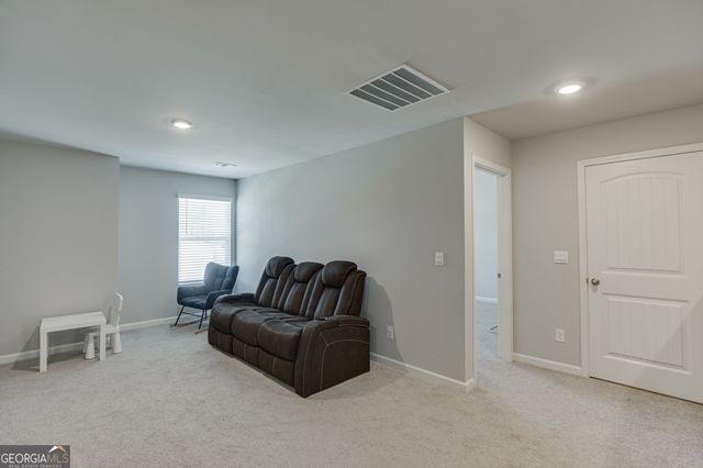 6078 Trumpet Flower Avenue, Flowery Branch, GA 30542