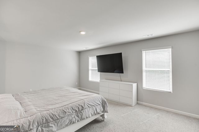 6078 Trumpet Flower Avenue, Flowery Branch, GA 30542