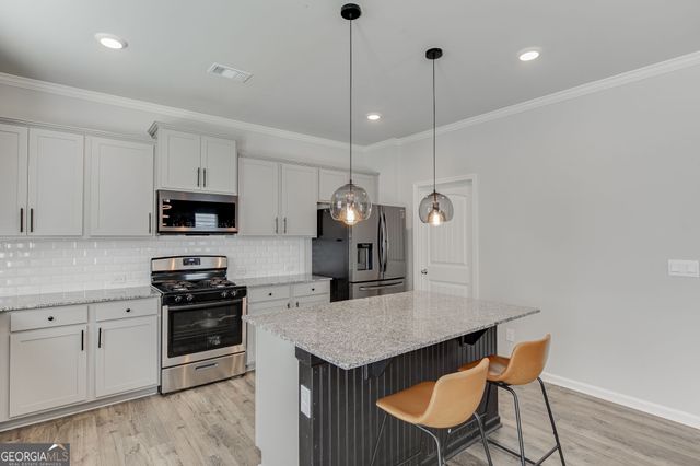 6078 Trumpet Flower Avenue, Flowery Branch, GA 30542