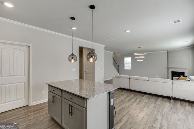 6078 Trumpet Flower Avenue, Flowery Branch, GA 30542