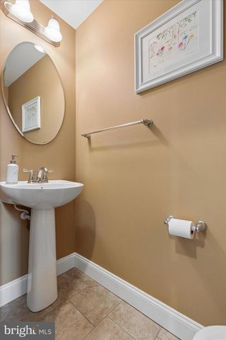 106 SHIRE DR, Norristown, PA 19403