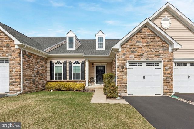 106 SHIRE DR, Norristown, PA 19403