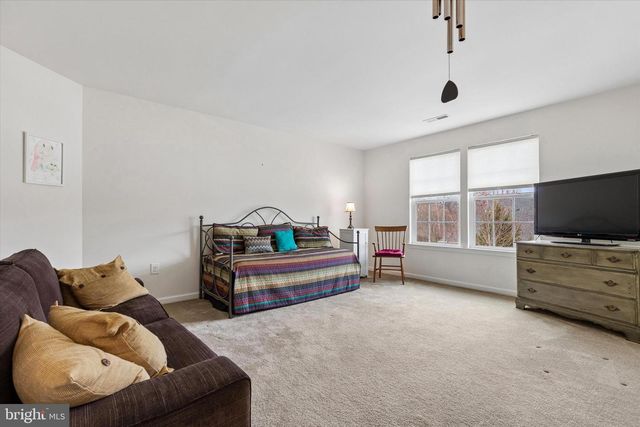 106 SHIRE DR, Norristown, PA 19403