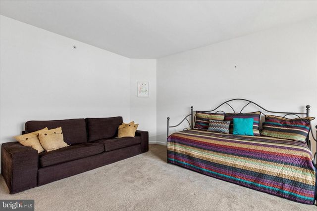 106 SHIRE DR, Norristown, PA 19403