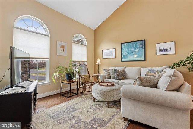 106 SHIRE DR, Norristown, PA 19403