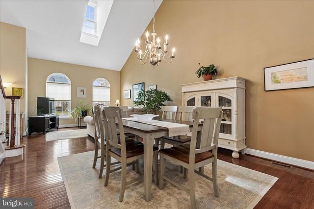 106 SHIRE DR, Norristown, PA 19403