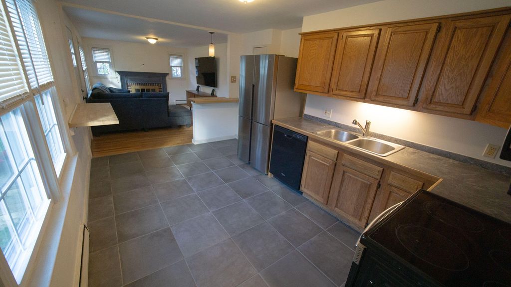110 E Commonwealth Drive, Portland, ME 04103 — photo 4