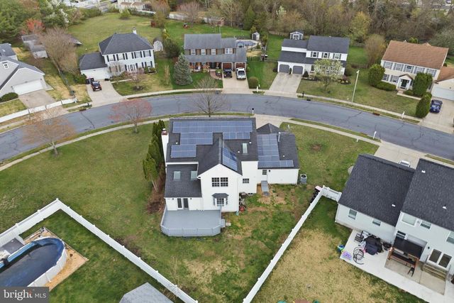 8 MULBERRY ST, Sicklerville, NJ 08081