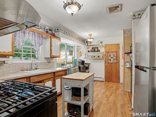 60 Bunnell Avenue, Stratford, CT 06614