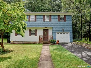 60 Bunnell Avenue, Stratford, CT 06614