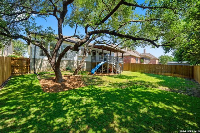 15730 Alamogordo, Helotes, TX 78023