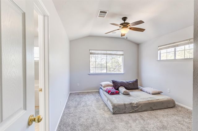 16100 S Great Oaks DR 102, Round Rock, TX 78681