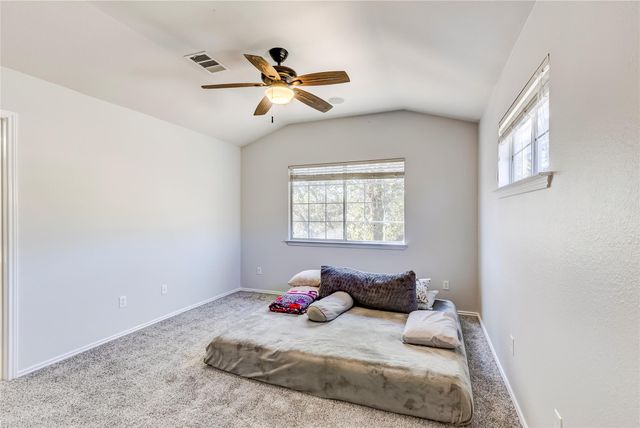 16100 S Great Oaks DR 102, Round Rock, TX 78681