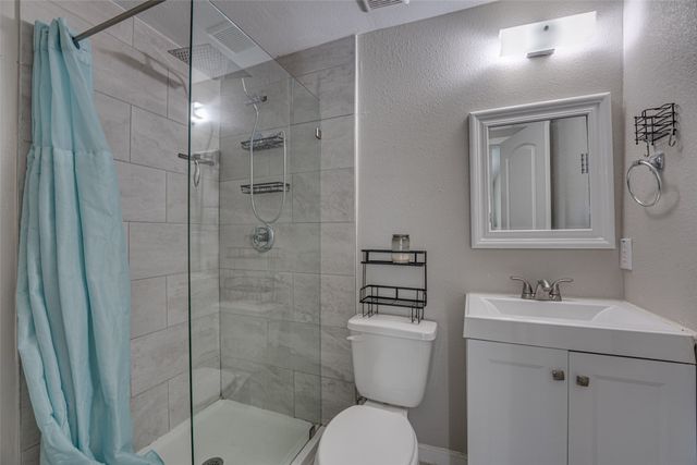 511 Wyatt Street, Waxahachie, TX 75165