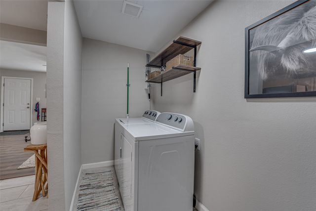 511 Wyatt Street, Waxahachie, TX 75165