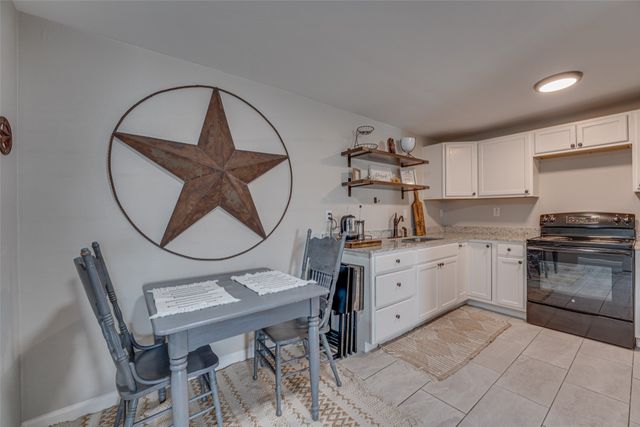 511 Wyatt Street, Waxahachie, TX 75165