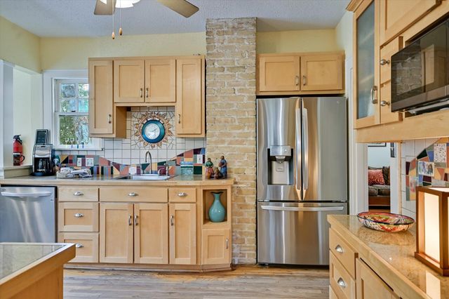 106 W 32nd ST, Austin, TX 78705