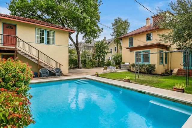 106 W 32nd ST, Austin, TX 78705