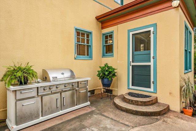 106 W 32nd ST, Austin, TX 78705