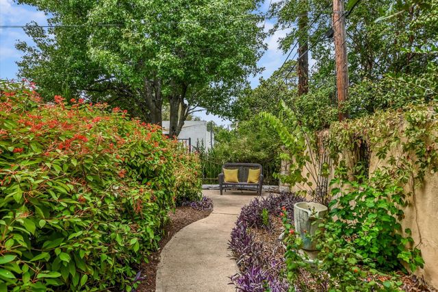 106 W 32nd ST, Austin, TX 78705