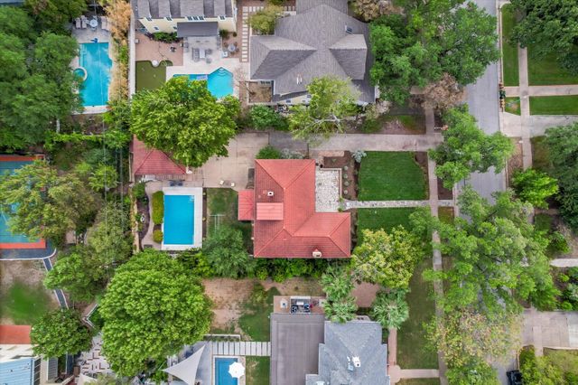 106 W 32nd ST, Austin, TX 78705
