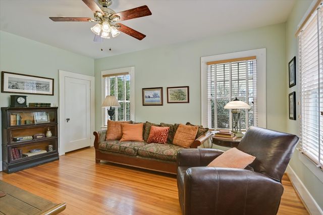 106 W 32nd ST, Austin, TX 78705