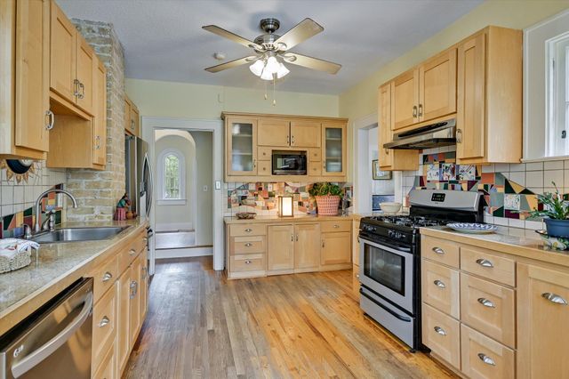 106 W 32nd ST, Austin, TX 78705