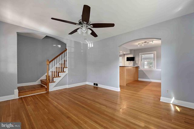 3713 1ST RD S, Arlington, VA 22204