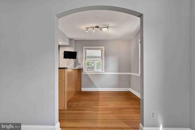 3713 1ST RD S, Arlington, VA 22204