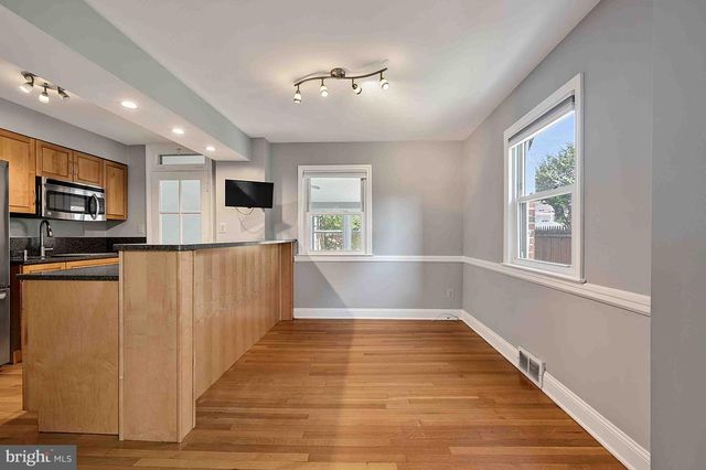 3713 1ST RD S, Arlington, VA 22204