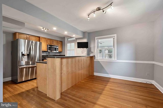 3713 1ST RD S, Arlington, VA 22204