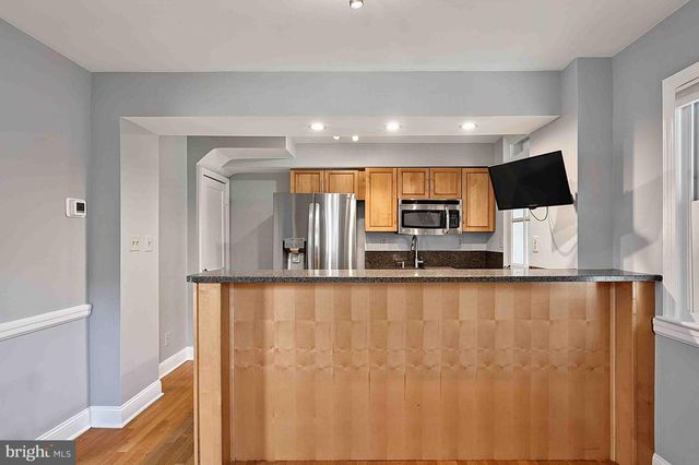 3713 1ST RD S, Arlington, VA 22204