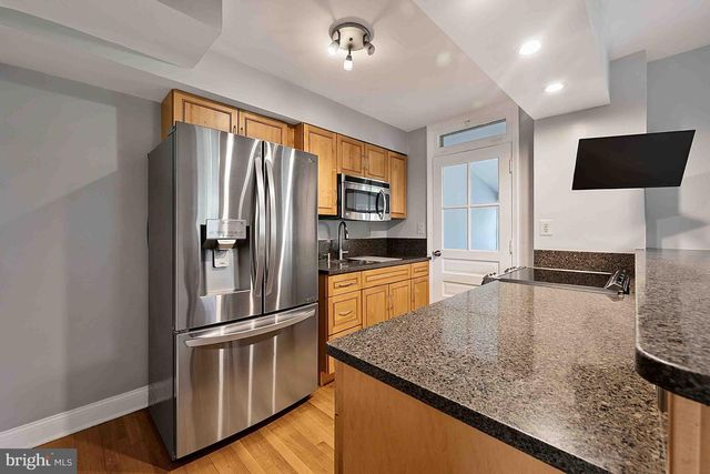 3713 1ST RD S, Arlington, VA 22204