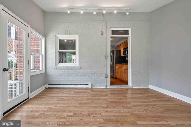 3713 1ST RD S, Arlington, VA 22204