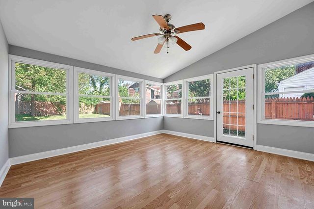 3713 1ST RD S, Arlington, VA 22204
