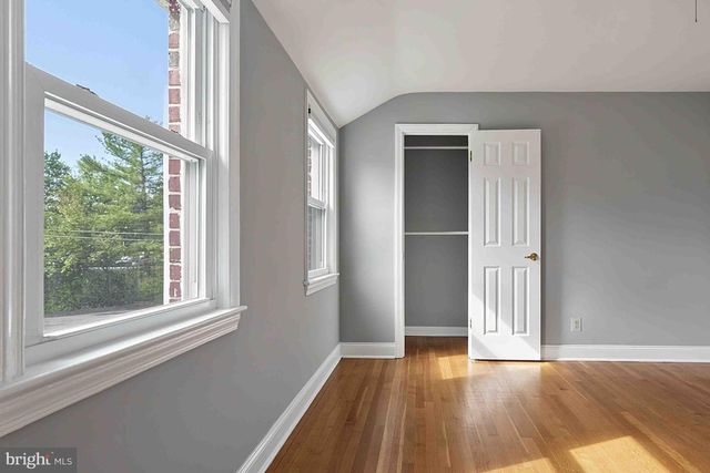 3713 1ST RD S, Arlington, VA 22204