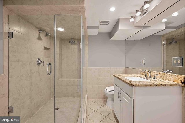 3713 1ST RD S, Arlington, VA 22204
