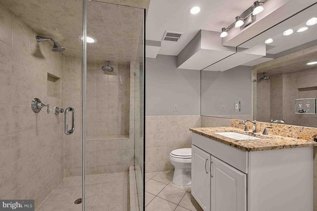 3713 1ST RD S, Arlington, VA 22204