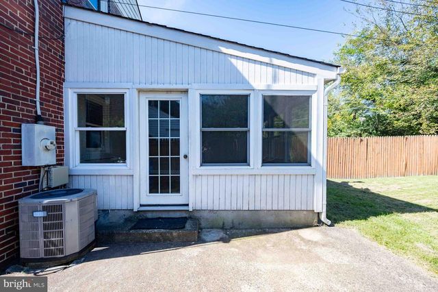 3713 1ST RD S, Arlington, VA 22204