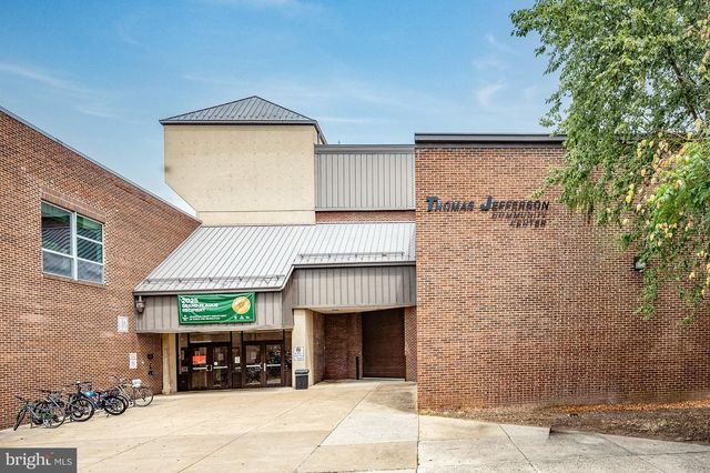 3713 1ST RD S, Arlington, VA 22204