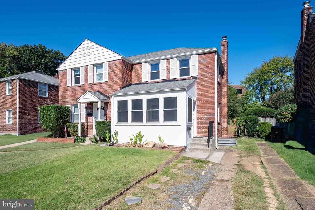 3713 1ST RD S, Arlington, VA 22204