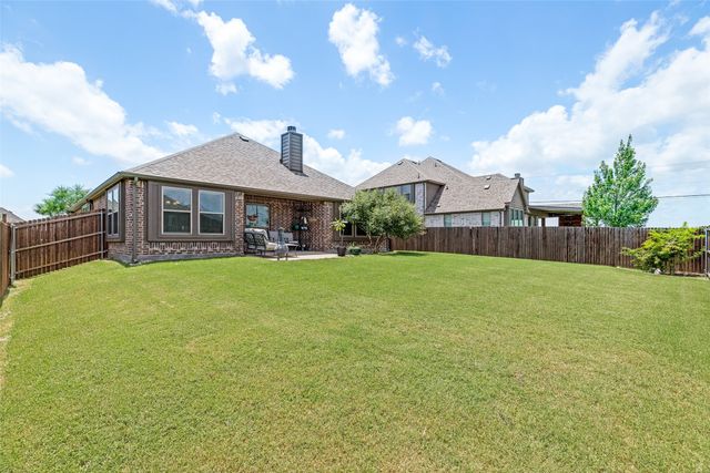 528 Thompson Drive, Van Alstyne, TX 75495