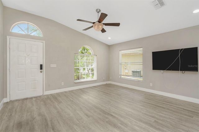 368 TAVERNIER CIRCLE, Oldsmar, FL 34677