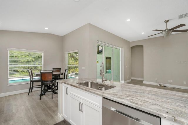 368 TAVERNIER CIRCLE, Oldsmar, FL 34677