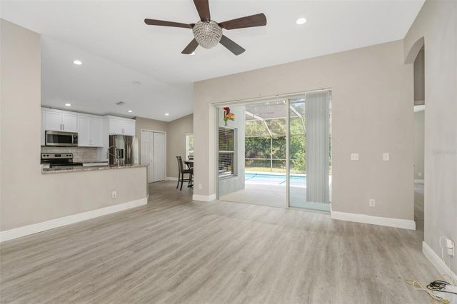 368 TAVERNIER CIRCLE, Oldsmar, FL 34677