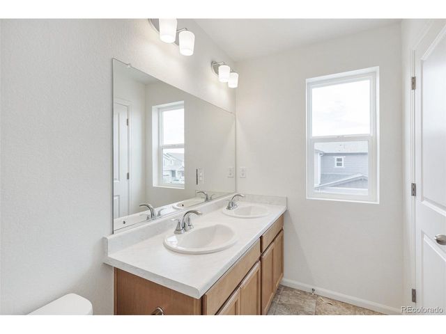 28650 E 6th Pl, Watkins, CO 80137