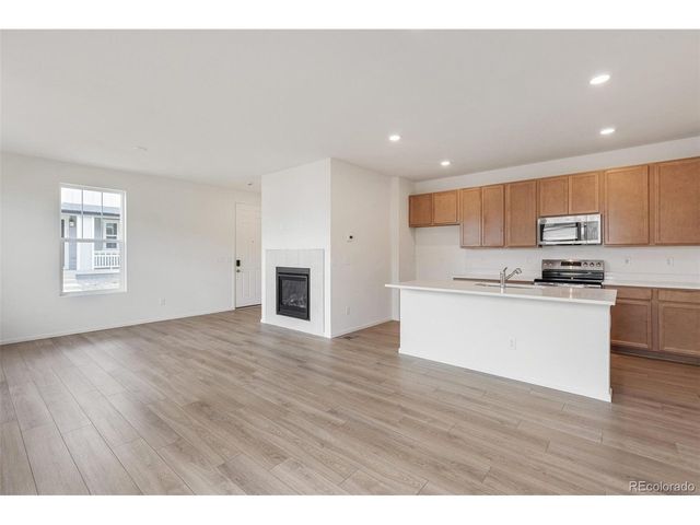 28650 E 6th Pl, Watkins, CO 80137